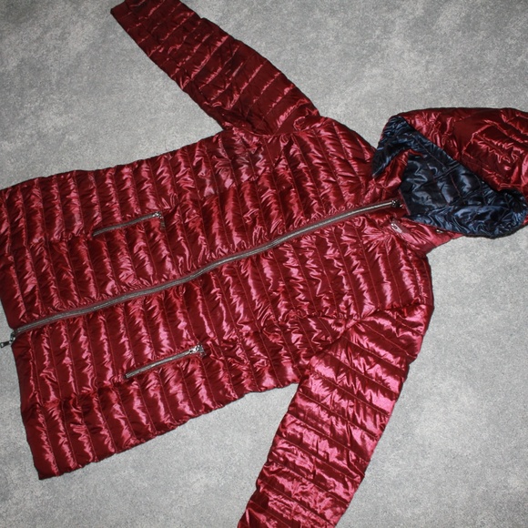 Nuage Packable Jacket size M new Wine Down filling - Picture 5 of 6